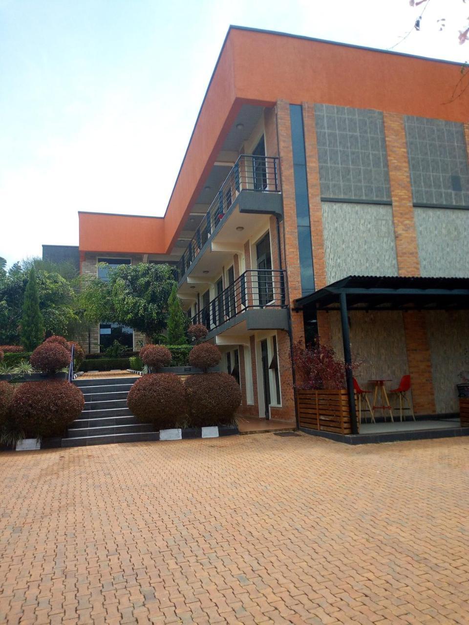Shami Luxury Apartment Kigali Bagian luar foto